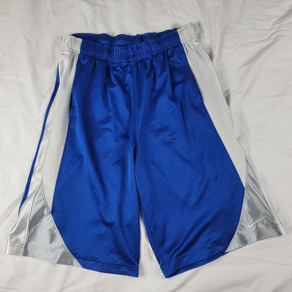 Nike Mens XL Athletic Shorts Blue White Basketball Sports Outdoor Lightweight